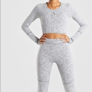 Gym shark Fleur outfit